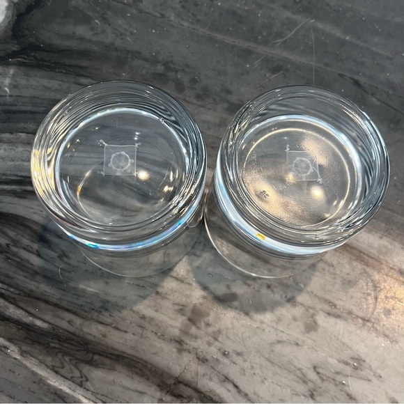 The Crown Royal Signature Glass- 3D Floating Etched Crown and Pillow - Picture 6 of 10